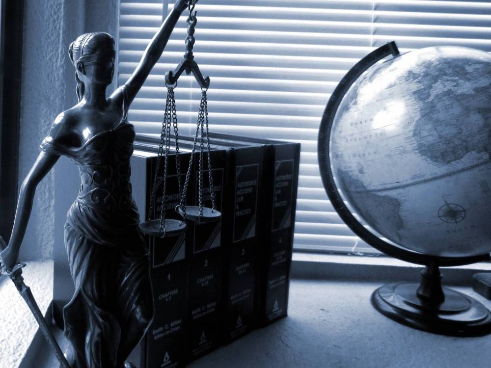 Avocate commis d'office à Toulon